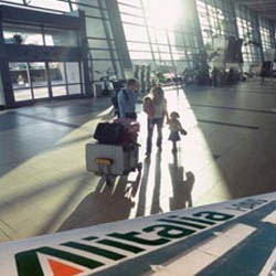 Бортпроводники Alitalia разрушили планы тысяч людей