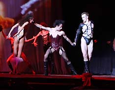 Мюзикл "Пророк" - "богатое и мощное шоу" (мнения, фото, видео)