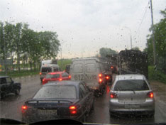 Дожди парализовали столичные магистрали