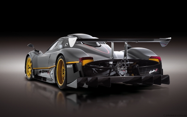 Pagani сделали прощальную Zonda R