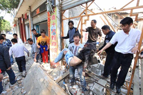 AP ©<br> Последствия землетрясения в китайской провинции Юньнань