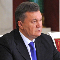 "Регионалы" назвали Януковича предателем
