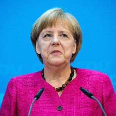 Меркель считает санкции против РФ необходимостью