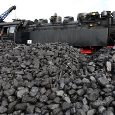 Киев не может вывезти донбасский уголь