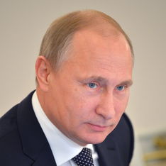 Путин обвинил в кризисе власть