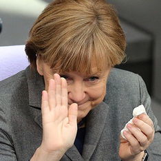 Меркель исключила возможность списания долгов Греции