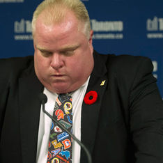 Экс-мэр Торонто продает свой супергалстук