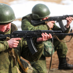 Группировка российских войск в Крыму будет усилена