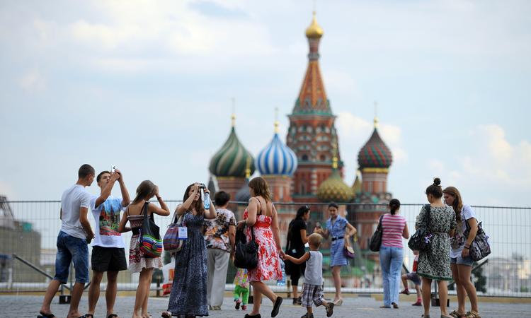 Туристы на Красной площади