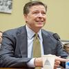 СМИ: Глава ФБР встал грудью за Россию
