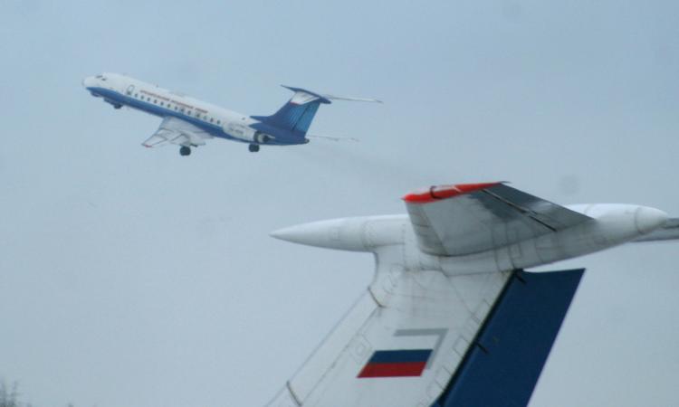 Разбившимся в Сочи Ту-154 мог управлять посторонний