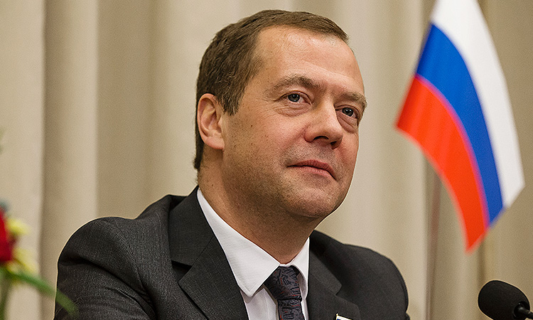Медведев остался в восторге от новой новгородской школы