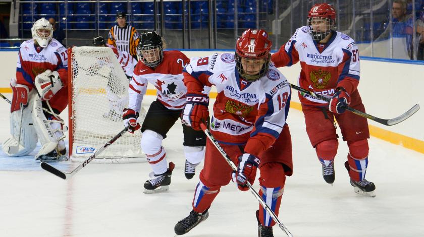 МОК пожизненно отстранил российских хоккеисток от Олимпиад