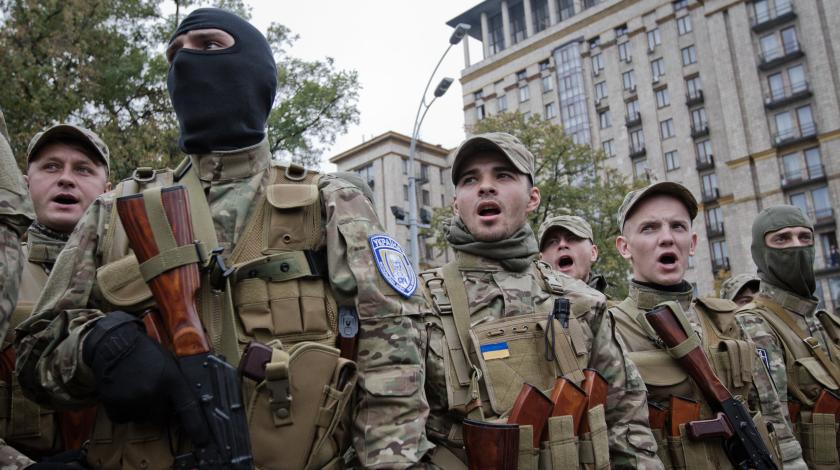 Война в Донбассе спасает Украину от майдана