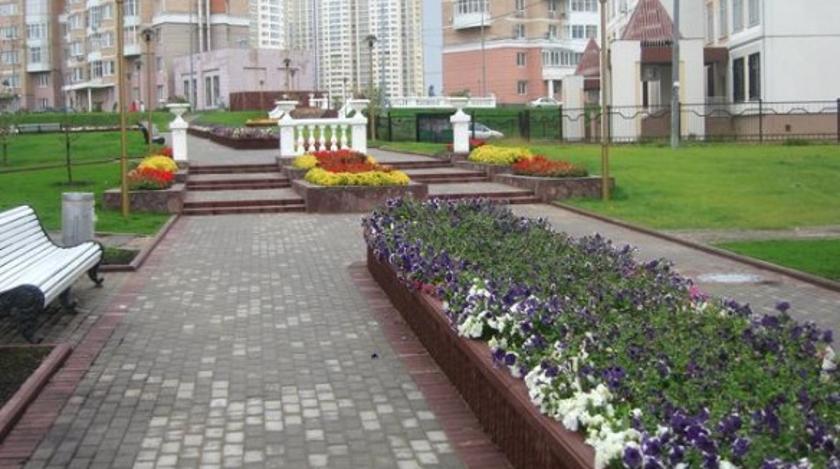 Как благоустроить двор для счастливой жизни Как благоустроить двор для счастливой жизни