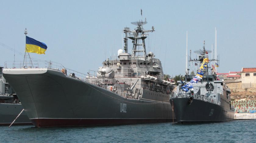 Моряки бросят Украину ради квартир в Крыму