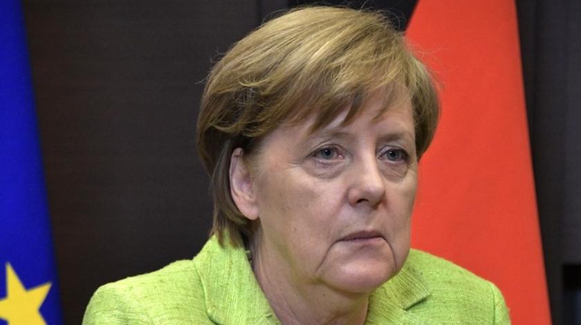 Против Меркель готовят бунт