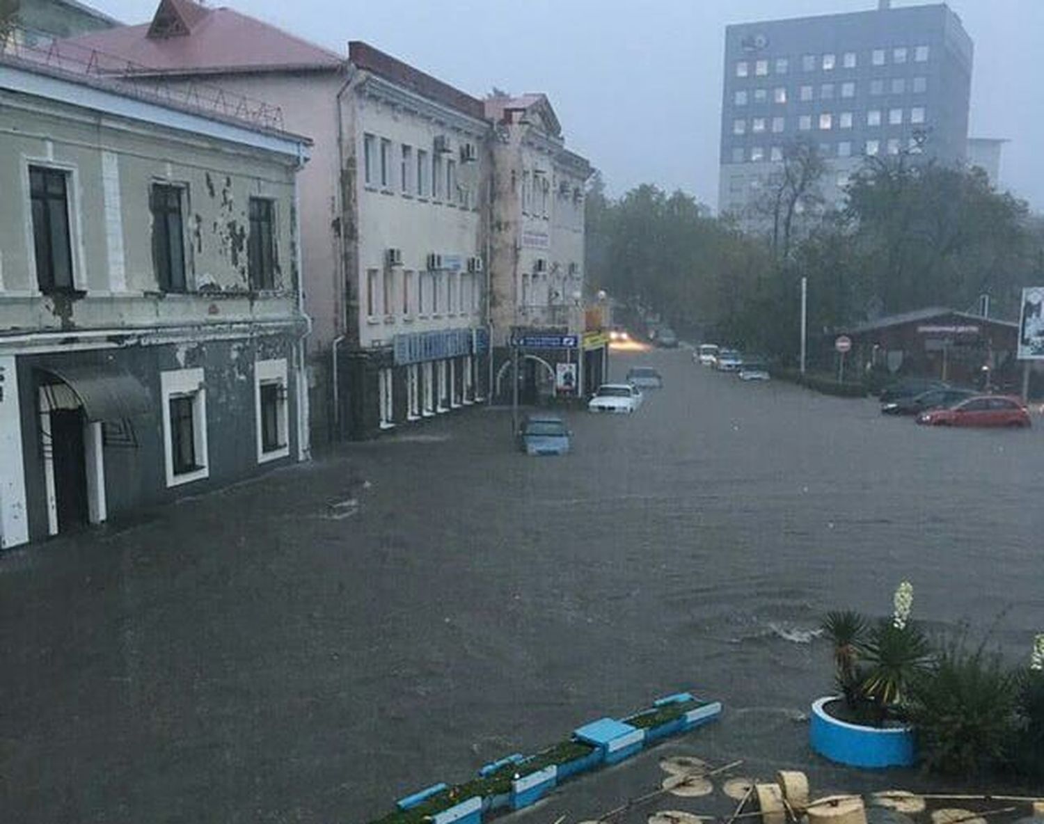 Температура в туапсе сейчас сегодня. Наводнение Туапсе 24.10.2018. Туапсе 2018 год наводнение. Наводнение в Туапсе 24 октябрь 2018. Туапсе наводнение 2023.