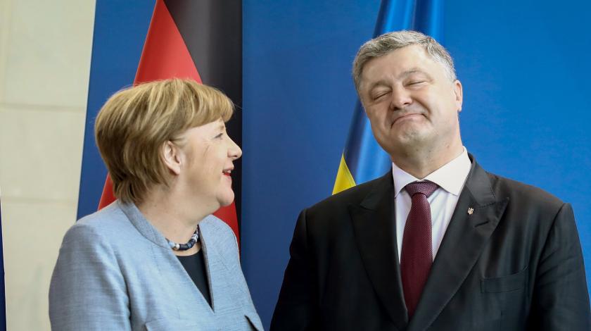 Помятый Порошенко встретился с Меркель. LIVE