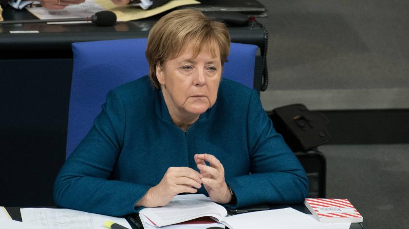 Самолет Меркель могли атаковать преступники