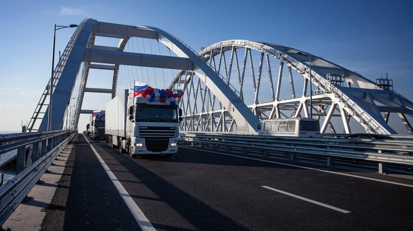 У Крымского моста нашли серьезные проблемы У Крымского моста нашли серьезные проблемы