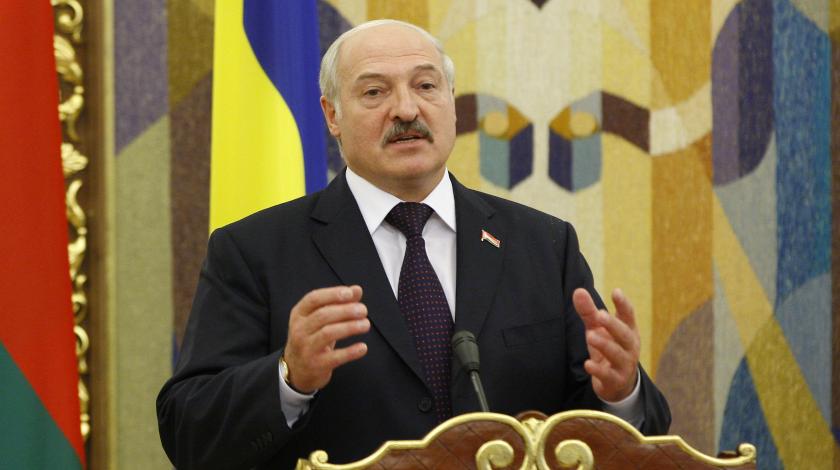 "Недоразумение": Лукашенко приструнил Порошенко за агрессию на Донбассе