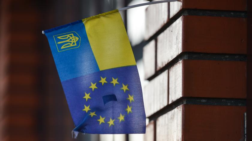 Заговор налицо: что Европа и Украина скрывают о крушении "Боинга" Заговор налицо: что Европа и Украина скрывают о крушении "Боинга"