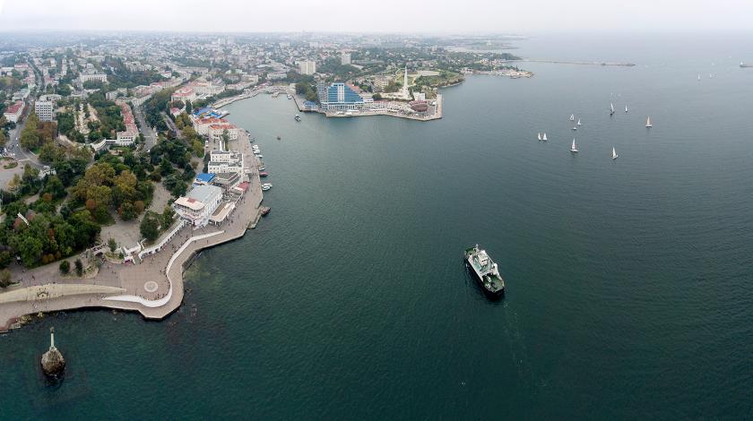 Украинцы испугались токсичных отходов в Черном море Украинцы испугались токсичных отходов в Черном море