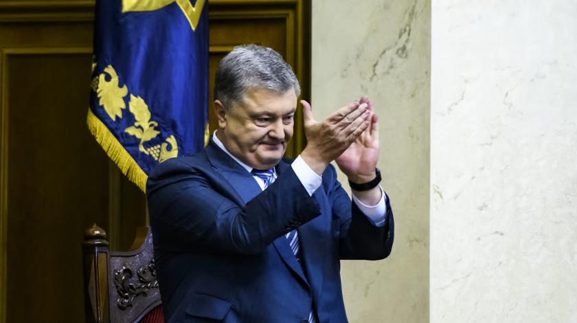 Украинских бюджетников заставили поддерживать Порошенко