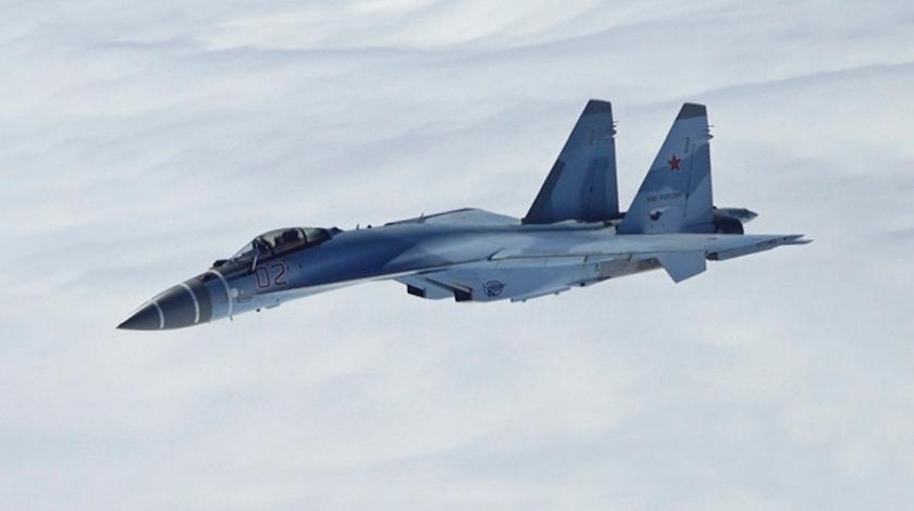Летчик Су-35 снял свой полет на экшн-камеру