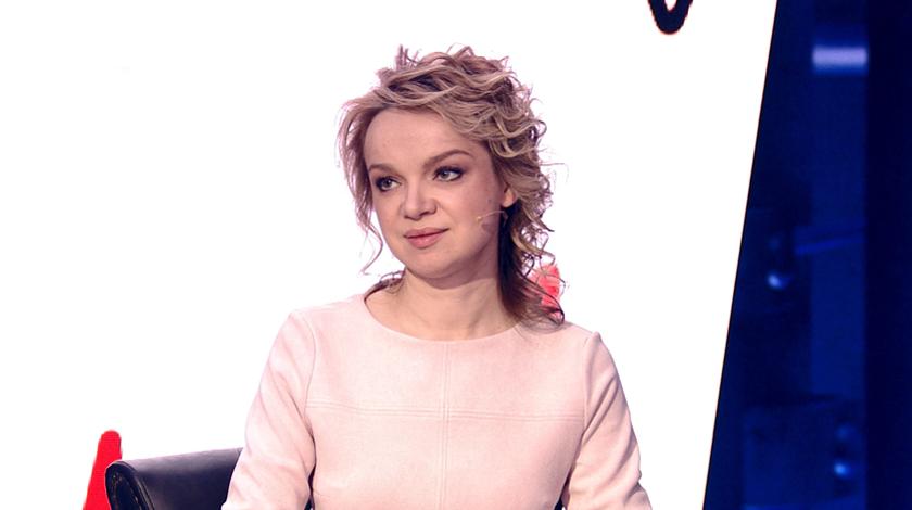 "Серая мышка": бывшую Джигарханяна унизили перед любовником "Серая мышка": бывшую Джигарханяна унизили перед любовником