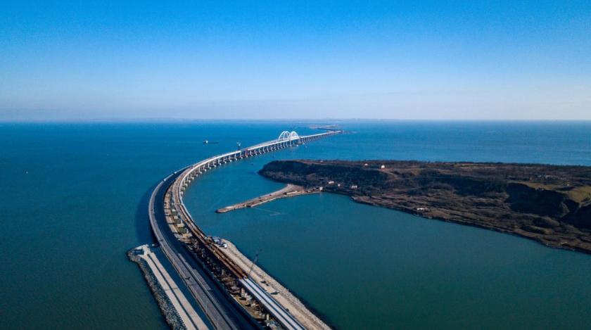 Опасность у Крымского моста: на полуострове паникуют