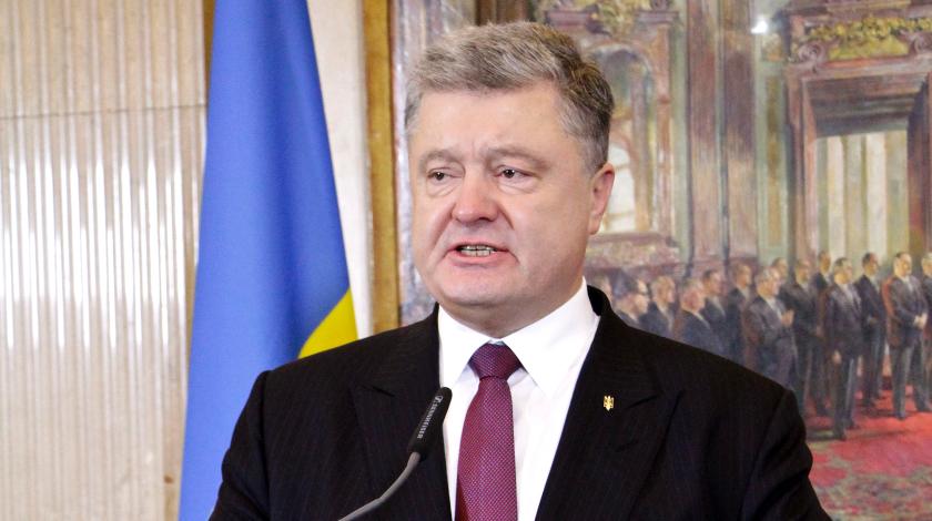 "Неловко перед миром": Порошенко зовет Зеленского пописать вместе "Неловко перед миром": Порошенко зовет Зеленского пописать вместе