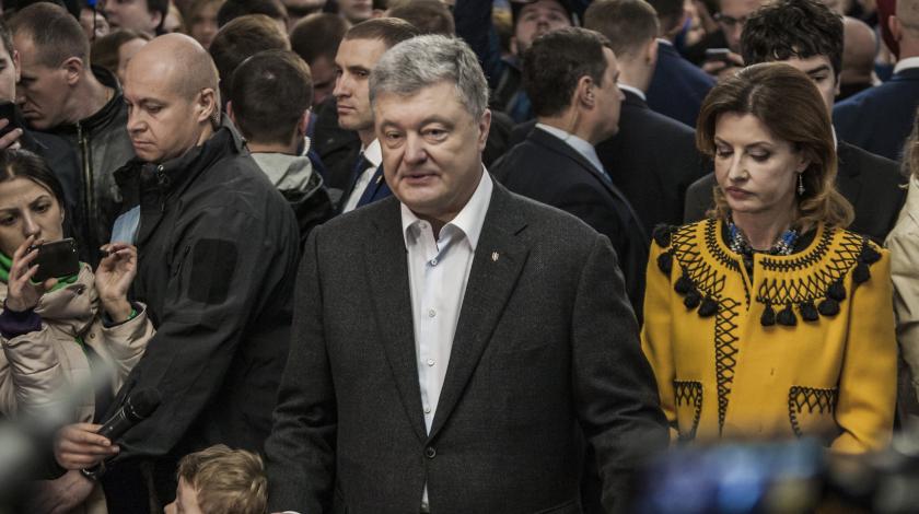 Глаза на мокром месте: Порошенко потрясло известие о поражении Глаза на мокром месте: Порошенко потрясло известие о поражении
