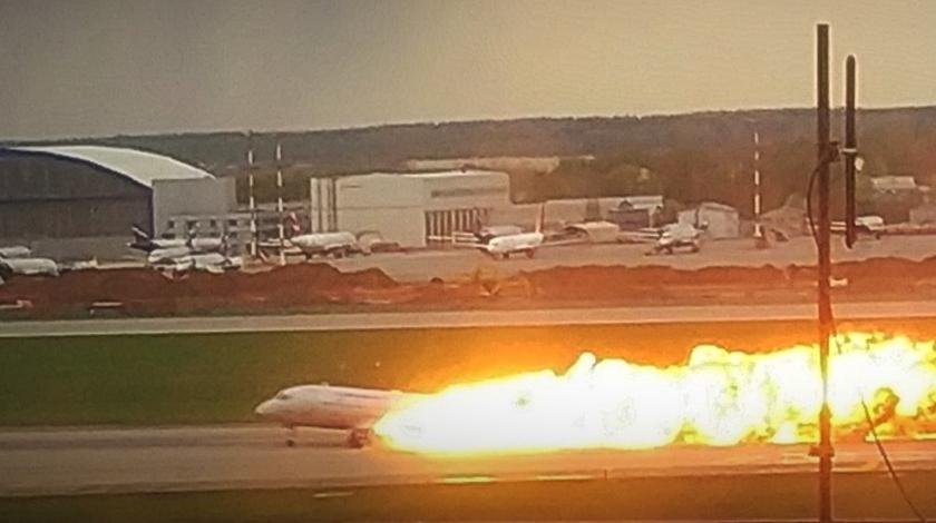 Названы возможные ошибки экипажа SSJ-100