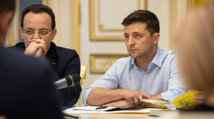 Зеленскому помешают узурпировать власть Зеленскому помешают узурпировать власть