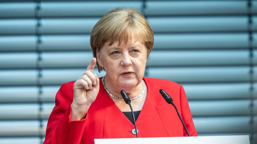 Меркель заставила Зеленского выполнить Минские соглашения