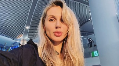 согласен всем видео порно с сарой юнг сейчас бане кушает