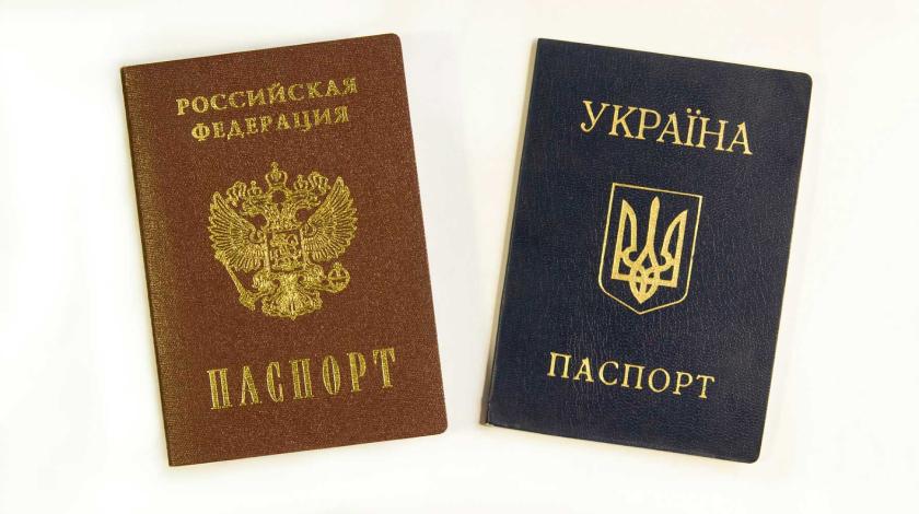 Началось: украинцев вывозят из страны ради паспортов