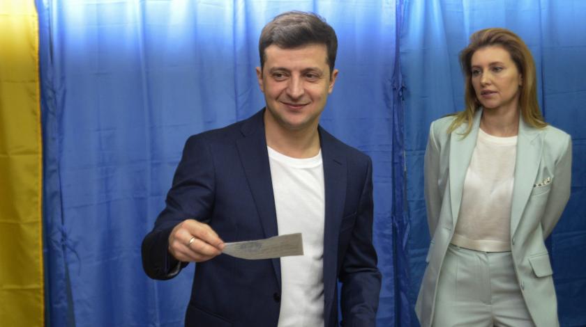 Вторая попытка провалилась: жену Зеленского подняли на смех за нелепый вид Вторая попытка провалилась: жену Зеленского подняли на смех за нелепый вид