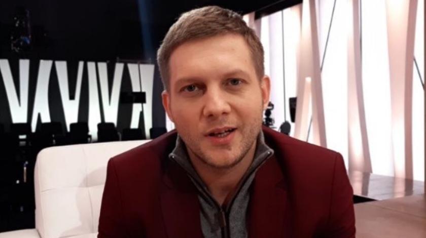 Популярный телеведущий попал в аварию Популярный телеведущий попал в аварию