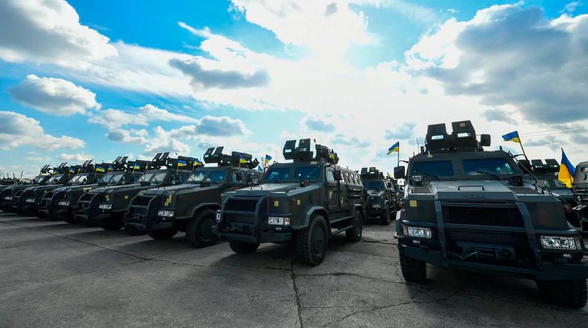 "Война все спишет": Украина стягивает танки к домам жителей Донбасса 