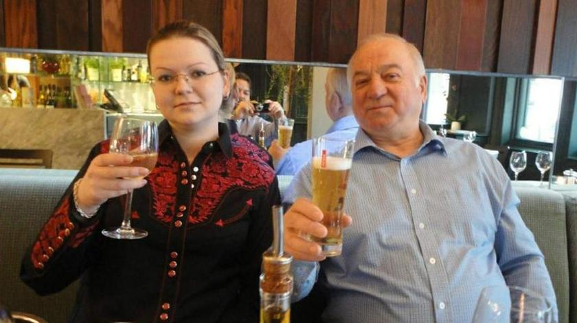 Кот Скрипалей нашелся в кабинете Джонсона Кот Скрипалей нашелся в кабинете Джонсона