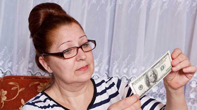 Жертвой стали пенсионеры: как банки обманывают россиян