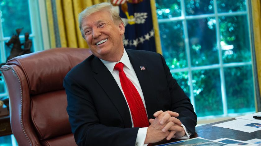Трамп шантажирует Зеленского только ради одного Трамп шантажирует Зеленского только ради одного