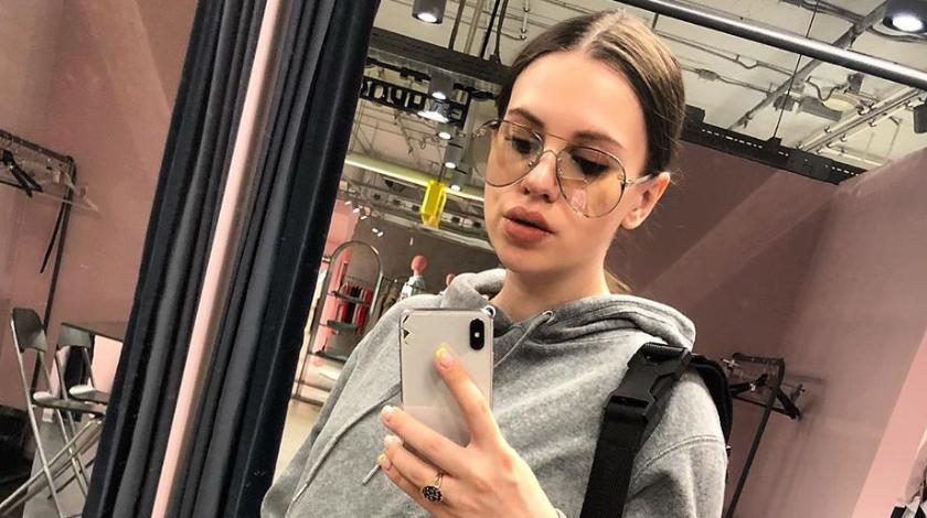 "Новая эра": звезда "Дома-2" показала беременного мужа "Новая эра": звезда "Дома-2" показала беременного мужа