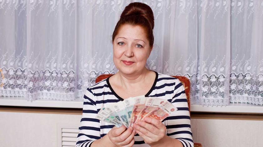 Тысяча рублей в месяц на всю жизнь обеспечит пенсионеров