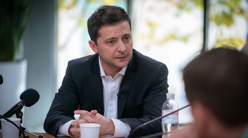Президент Украины сделал заявление об отставке Президент Украины сделал заявление об отставке