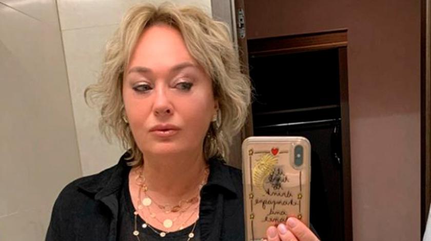 "У него жена и трое детей": Гузеева призналась в любви к молодому актеру "У него жена и трое детей": Гузеева призналась в любви к молодому актеру