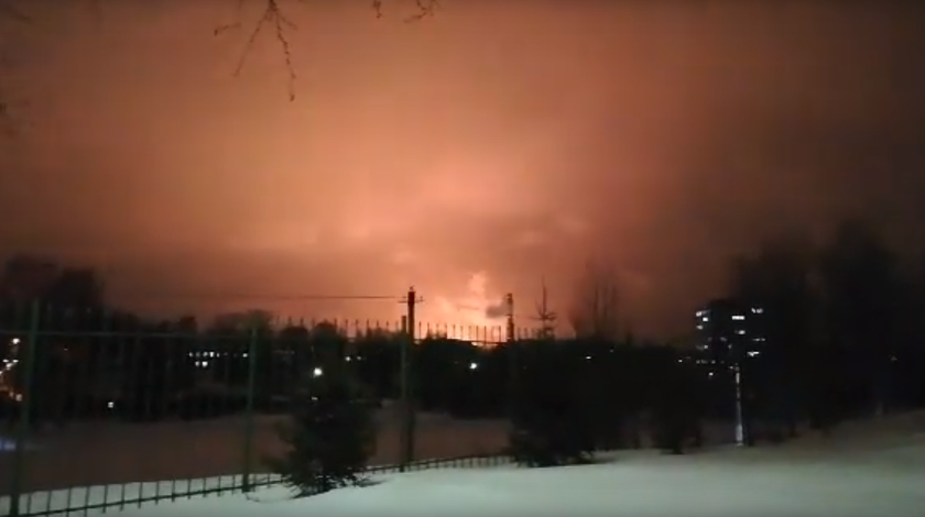 Дома тряслись: очевидцы раскрыли жуткие подробности взрыва на заводе в Коми